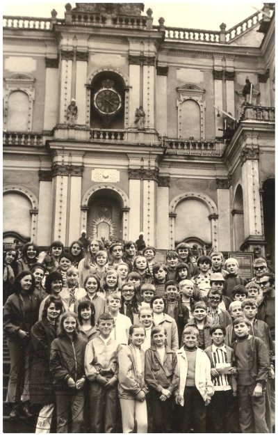 Wycieczka do Wambierzyc. SP Książ 1973 r.