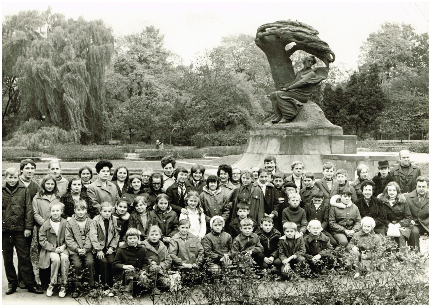 Wycieczka do Warszawy. SP Książ 1972 r.