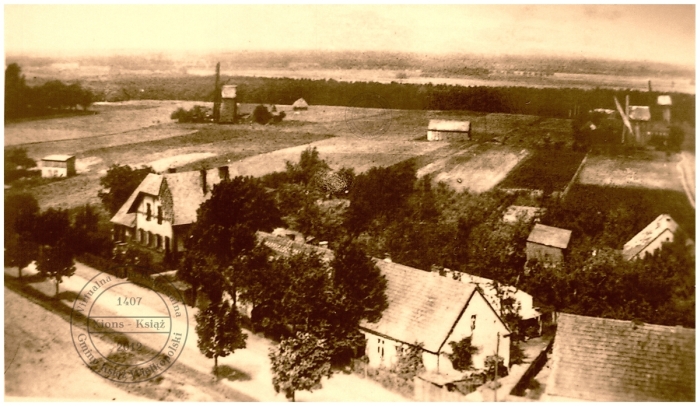 Wiatraki w Książu. 1931 r. Panorama z wieży kościoła ewangelickiego.