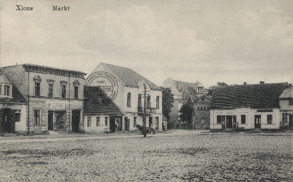 Pocztówka Książ rynek. Rok 1915.