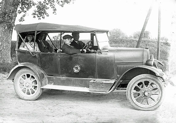 Przejażdżka automobilem1931 r.