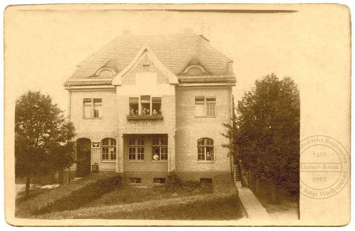 Urząd pocztowo telegraficzny. Książ 1928 r.