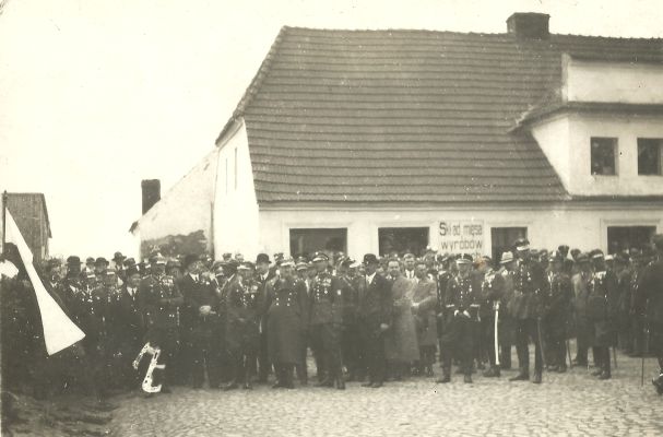 87. rocznica Wiosny Ludów - odsłonięcie tablicy pamiątkowej.