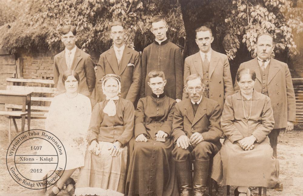 Rodzina Dębskich z Kołacina, 1932 r.