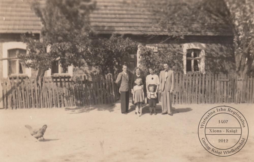 Rodzina Berdyszaków. Gogolewo, 1943 r.