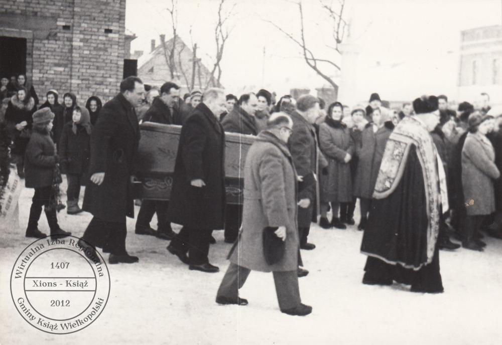 Pogrzeb dr. Maksymiliana Krybusa w dniu 25 stycznia 1970 r.