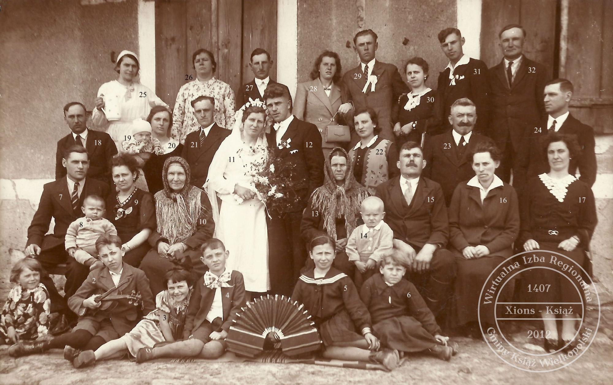 Ślub Weronika Kaczmarek i Franciszek Kiełbowski. Chwałkowo Kościelne, 1938 r.
