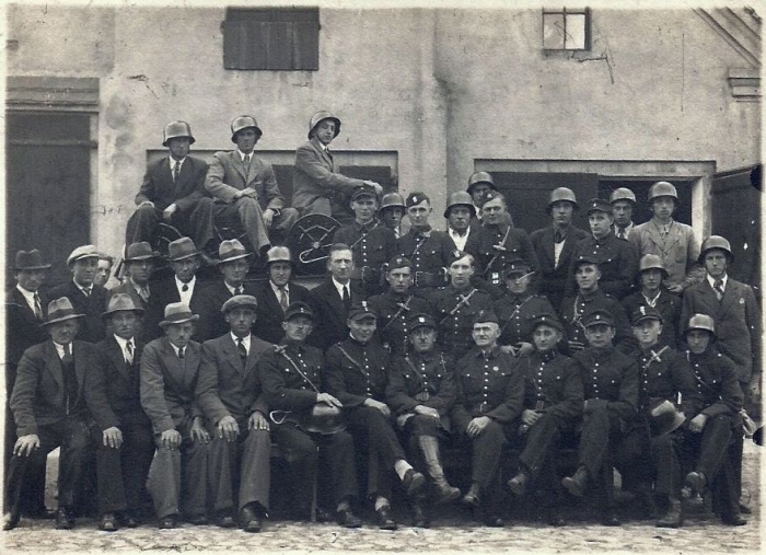 Ochotnicza Straż Pożarna w Książu 1945 r.