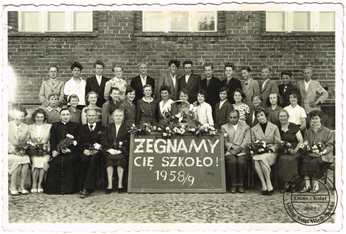 Szkoła Podstawowa. Książ 1959 r.